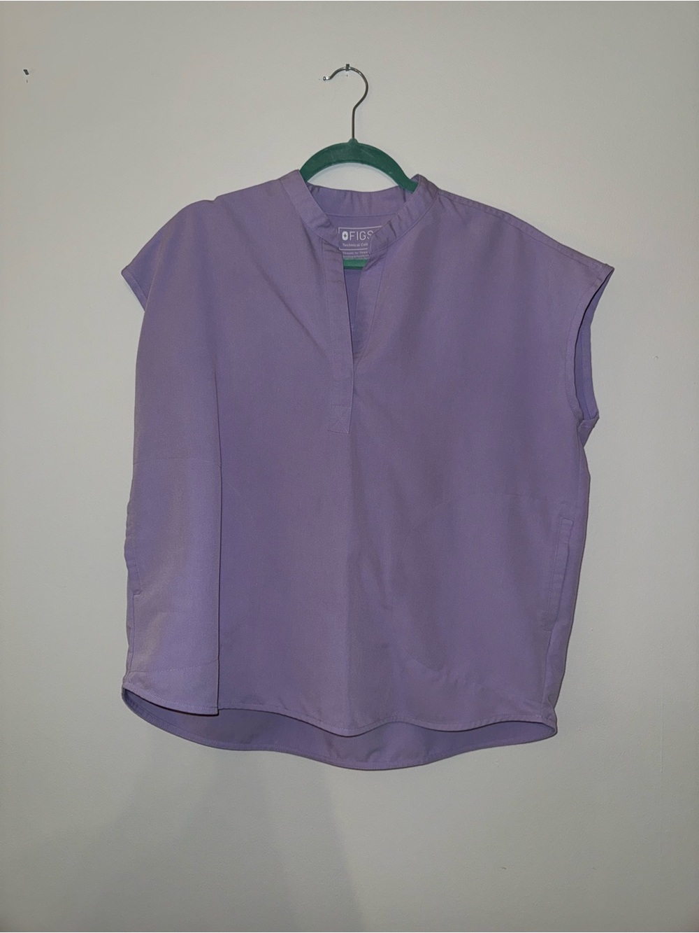 Women’s Medium Purple Oversized Scrub Top Rafaela Short Sleeve Relaxed Fit